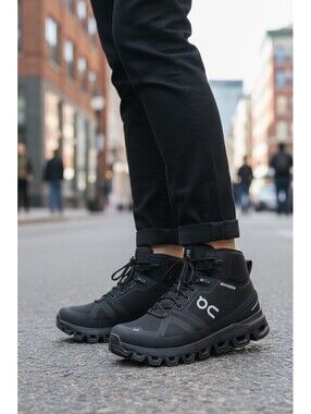 On Cloud Cloudrock Waterproof All Black 23.99851 Woman Trail Hiking Shoes Size 7